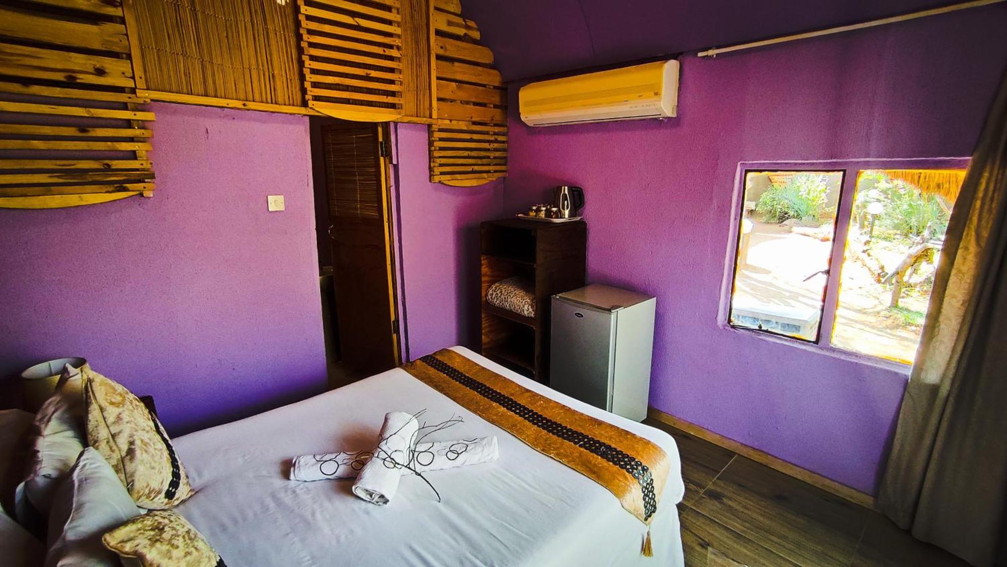 Elephant Trail Guesthouse And Backpackers Kasane Værelse billede
