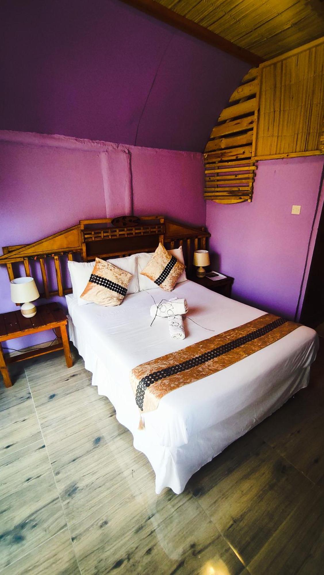 Elephant Trail Guesthouse And Backpackers Kasane Værelse billede
